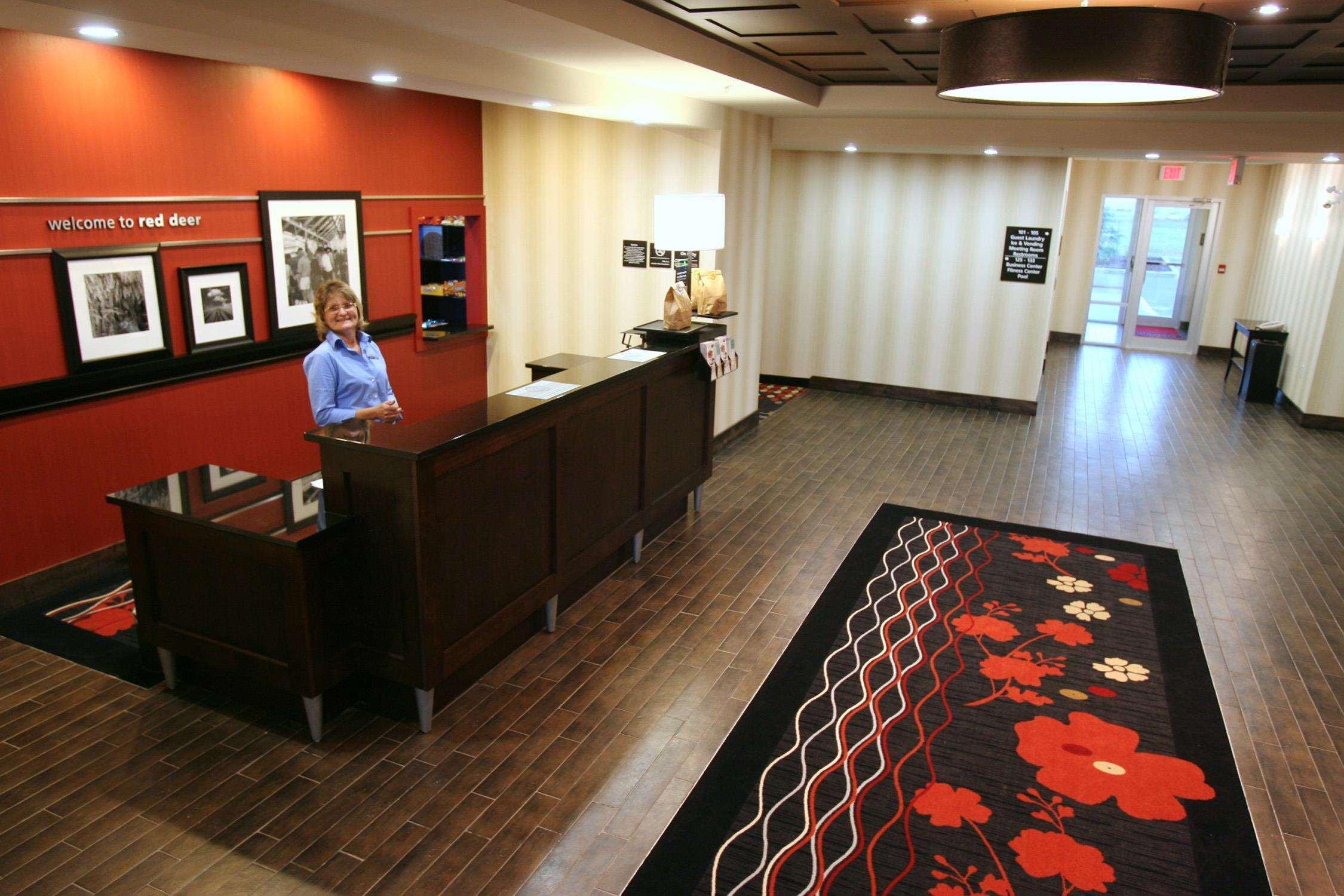 Hampton Inn & Suites Red Deer Penhold Interior foto